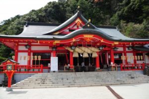 島根県の太皷谷稲成神社