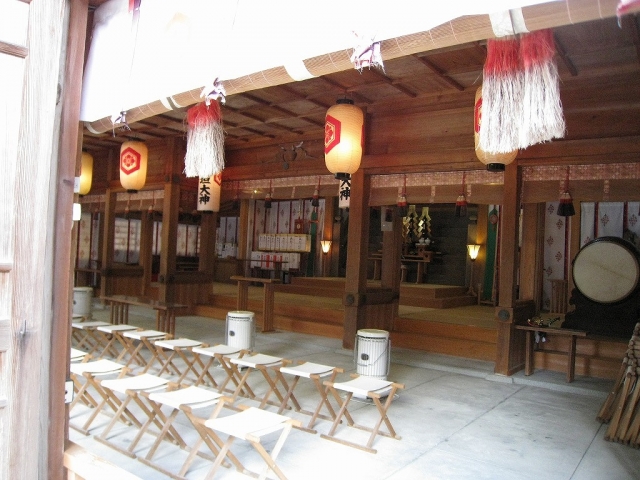 神社拝殿2